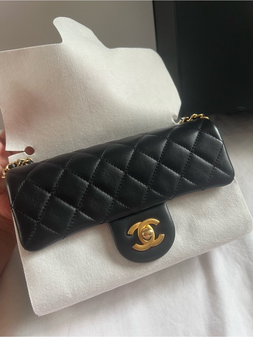 🔥Chanel Mini Rectangular pearl Crush Flap Bag - Picture 2 of 14